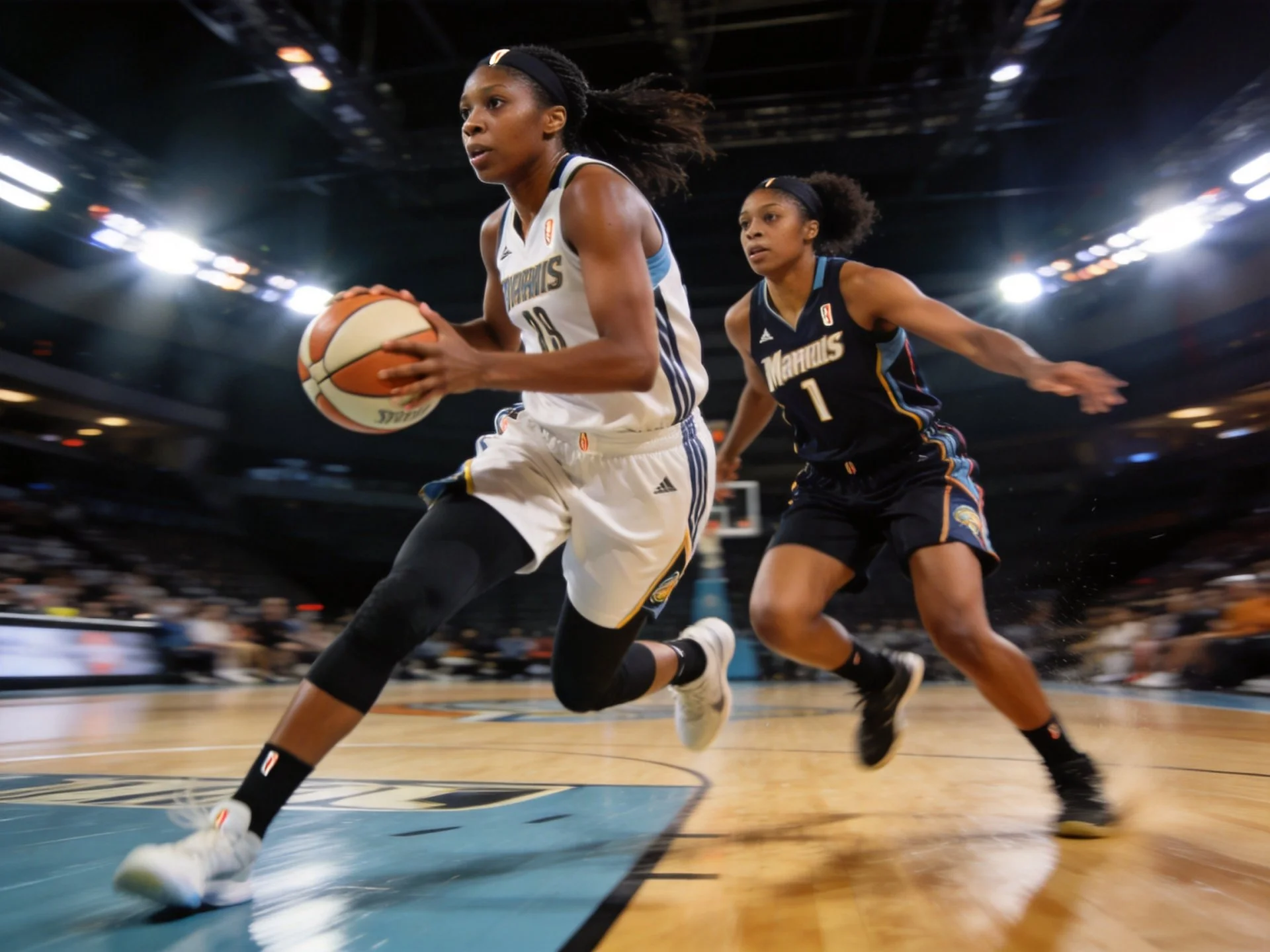 WNBA巾帼英雄对决升温谁能主宰赛场笑到最后